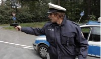 Lukas Podolski als Polizist